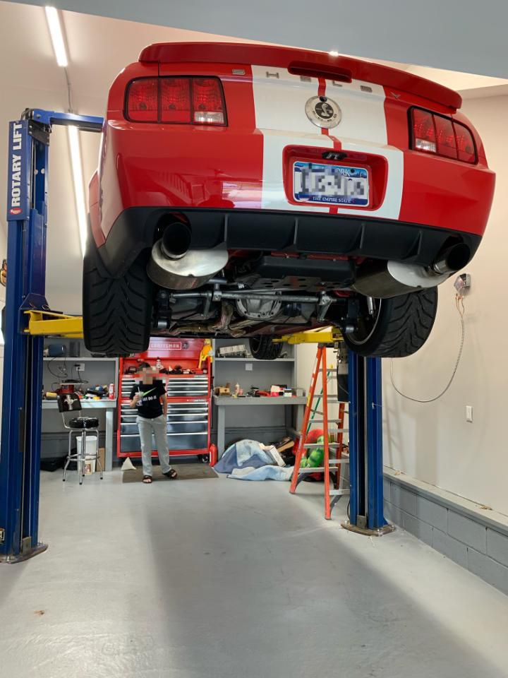 2-post lift install by Panther Lifts